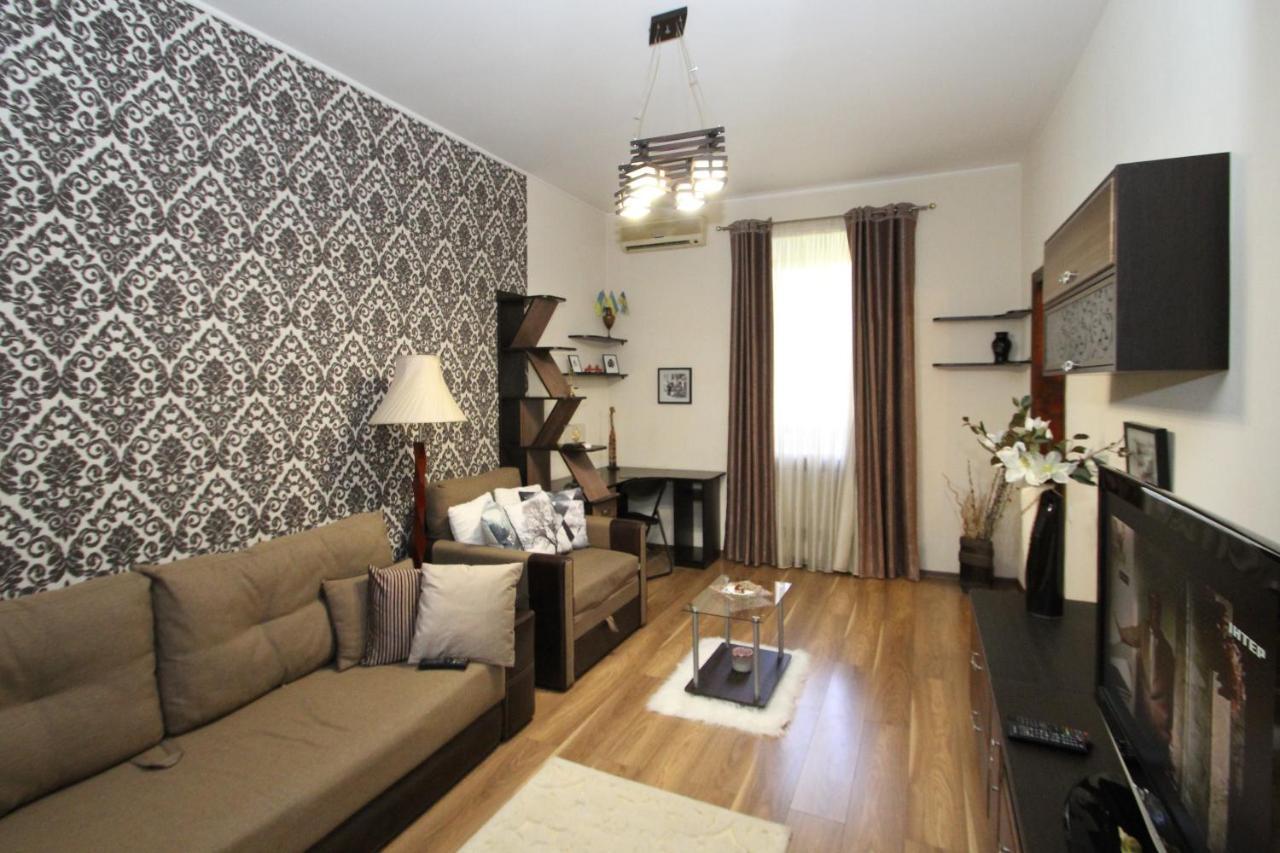 Cozy Apartment On Yevreiska Street Odessa Eksteriør billede